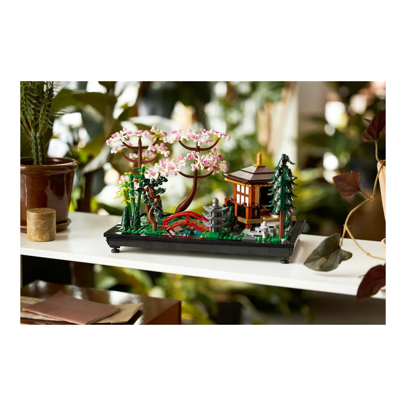 LEGO® Icons 10315 Garten der Stille