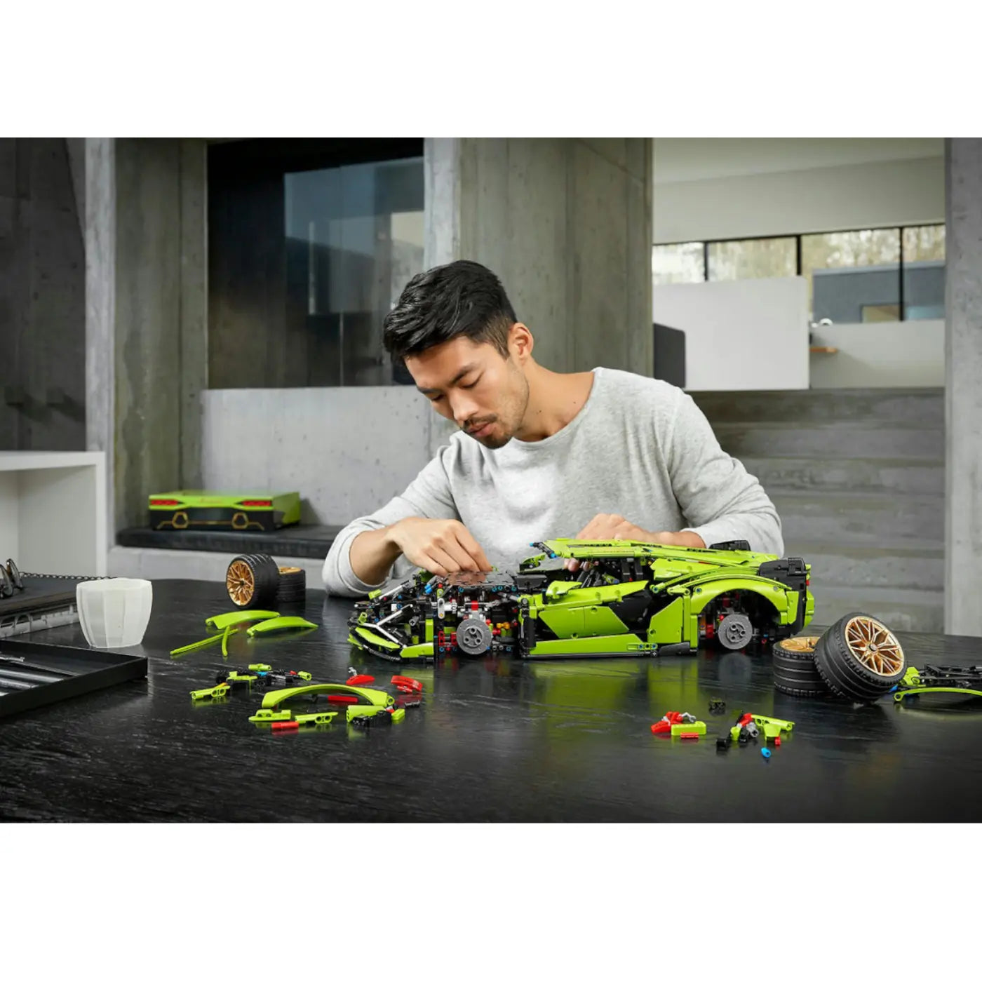 LEGO® Technic 42115 Lamborghini Sián FKP 37